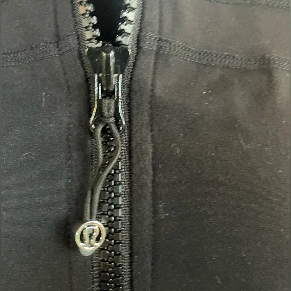 Lululemon Define Slim Fit Jacket
Black - Picture 7 of 12